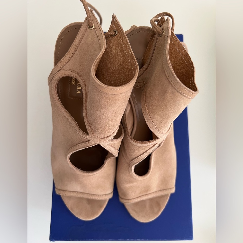 Aquazzura Suede nude wedge sandal. Amazing condition ⭐️